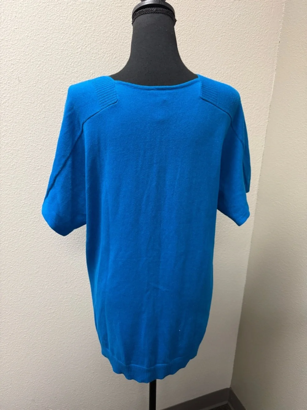 Chico's Teal V Neck Knit Top Short Sleeve Tunic Pockets Size 2 Soft Chic - Picture 6 of 11